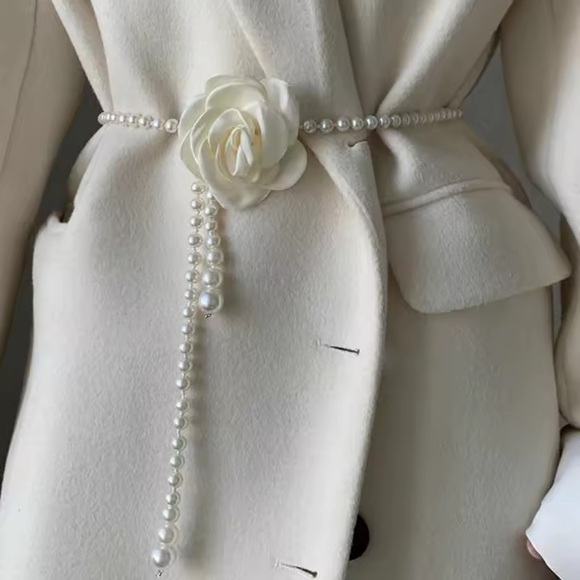 White Rose Vintage Romantic Pearl Belt main image 5